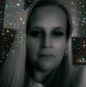 Meet your Posher, Lacy